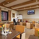 Aktivhotel Schweizerhof ホテル