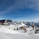 Aktivhotel Schweizerhof ホテル キッツビュール