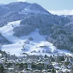 Aktivhotel Schweizerhof ホテル 4*