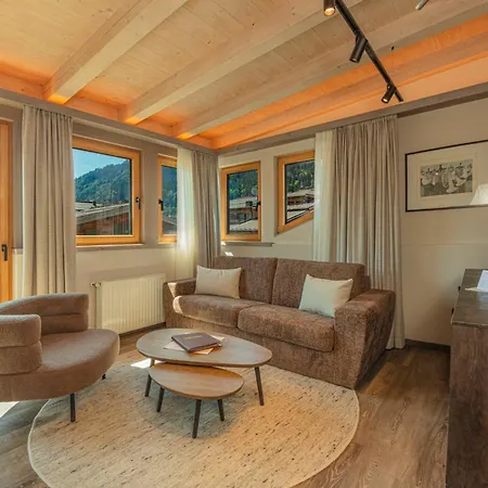 Aktivhotel Schweizerhof 호텔 키츠부헬