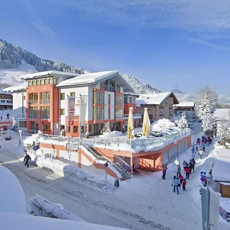 Aktivhotel Schweizerhof 키츠부헬